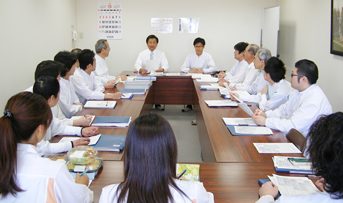早朝会議 早朝会議