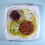 ジャージャー麺