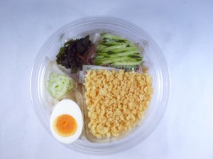 冷したぬきうどん