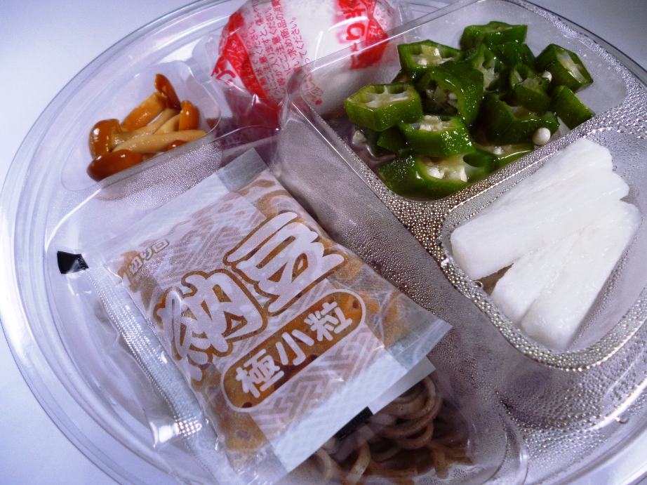 冷しネバネバ月見そば 冷しネバネバ月見そば